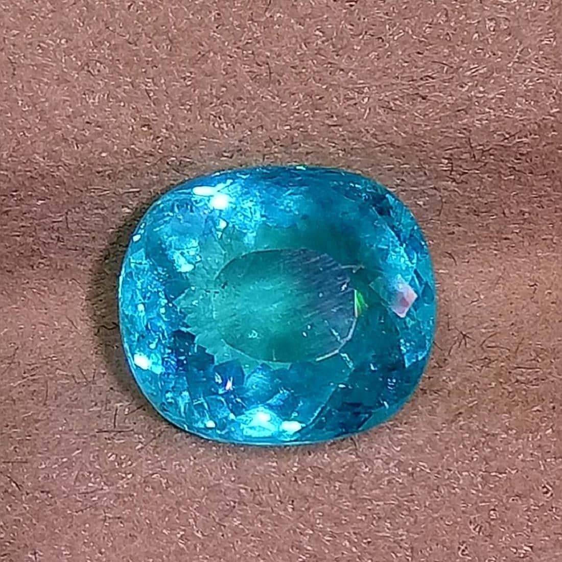 cushion-cut paraíba tourmaline - Mozambique