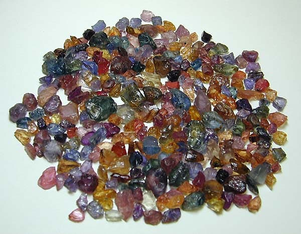 Umba Sapphire Parcel Colors