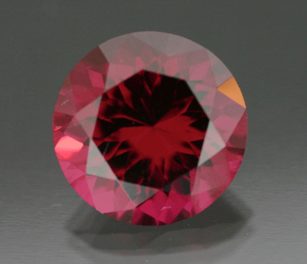 round brilliant rhodolite - Tanzania