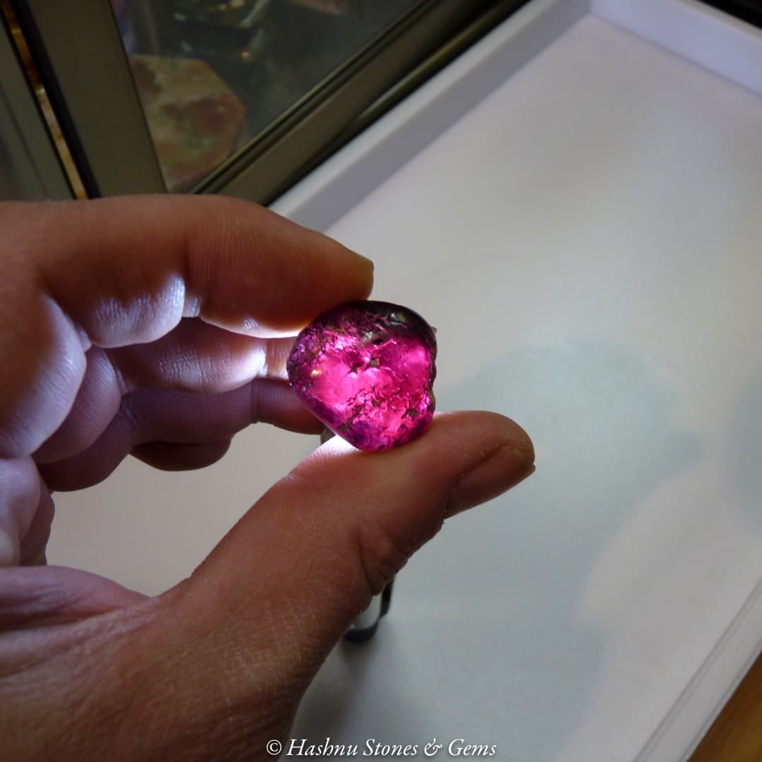 Precision Faceting A Story Gemstone: Choosing Rough