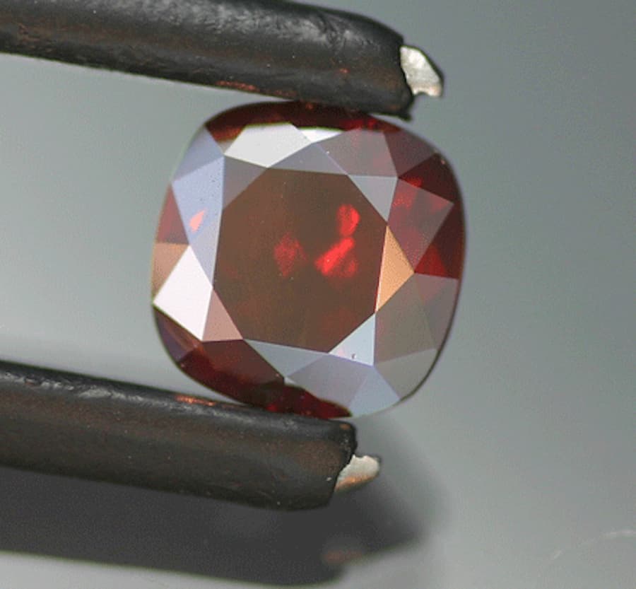 cushion-cut rutile - Pakistan