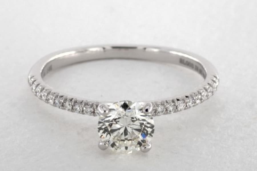 pear-shaped diamond guide - 1ct round diamond engagement ring comparison