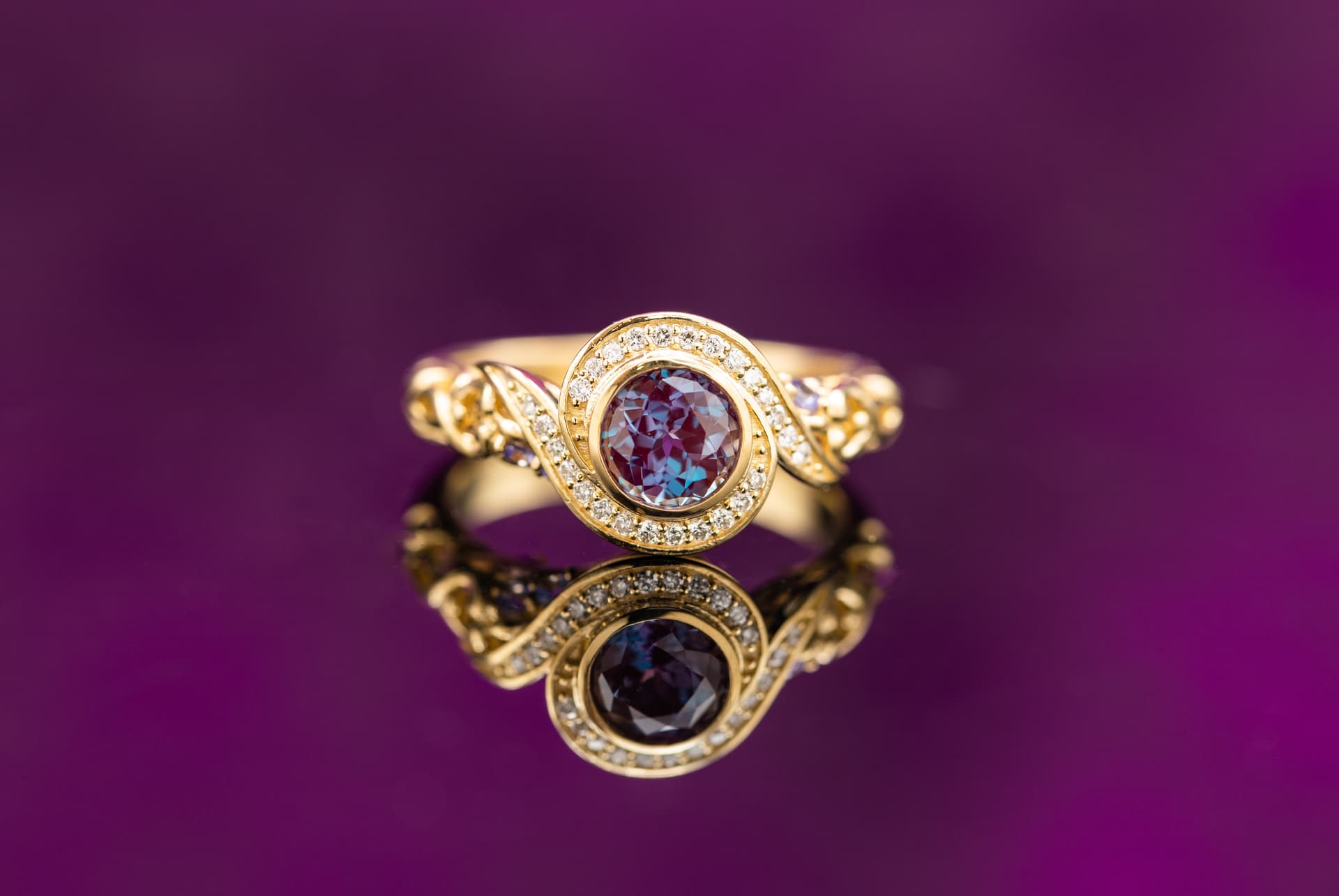 6 mm alexandrite ring 2