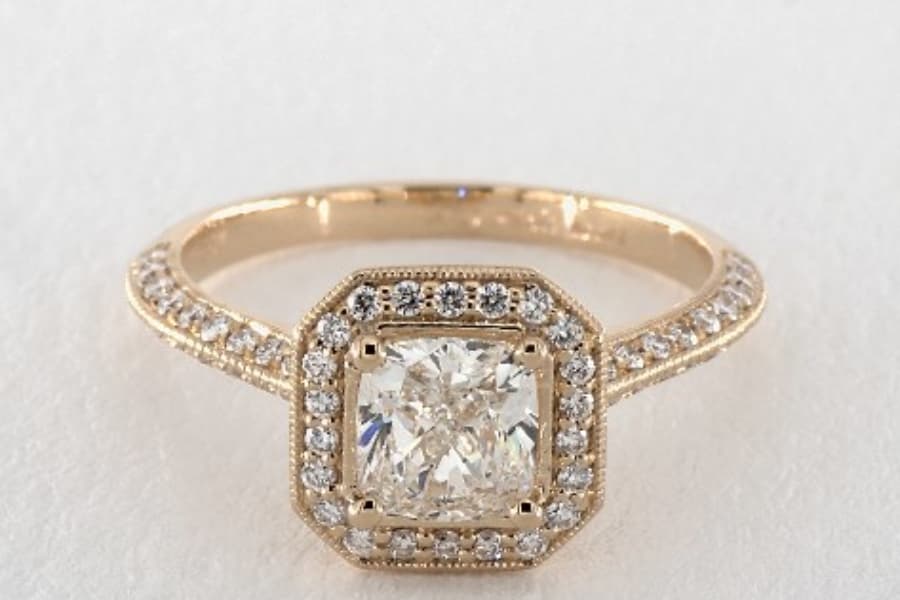 cushion-cut diamonds - cushion in yellow gold halo ring