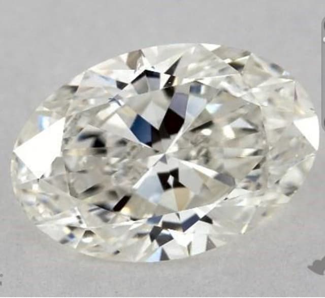 one-carat oval diamonds - H color