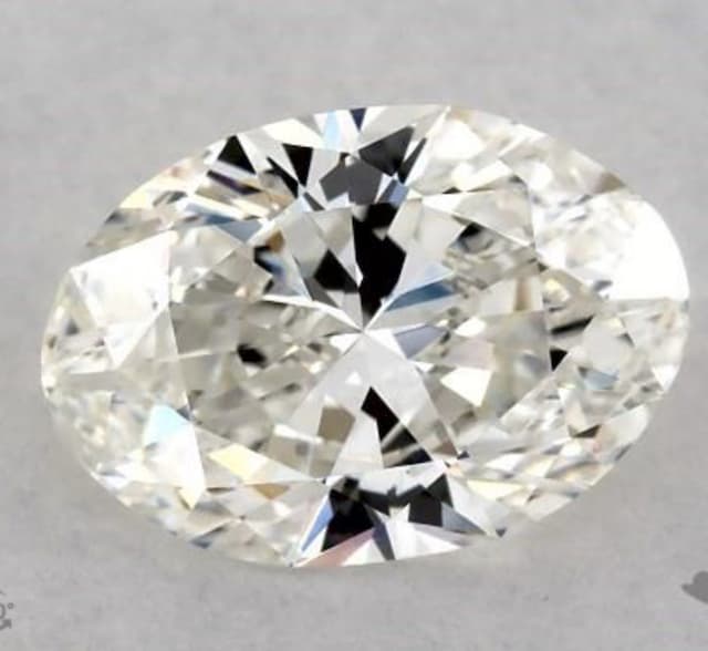 one-carat oval diamonds - I color