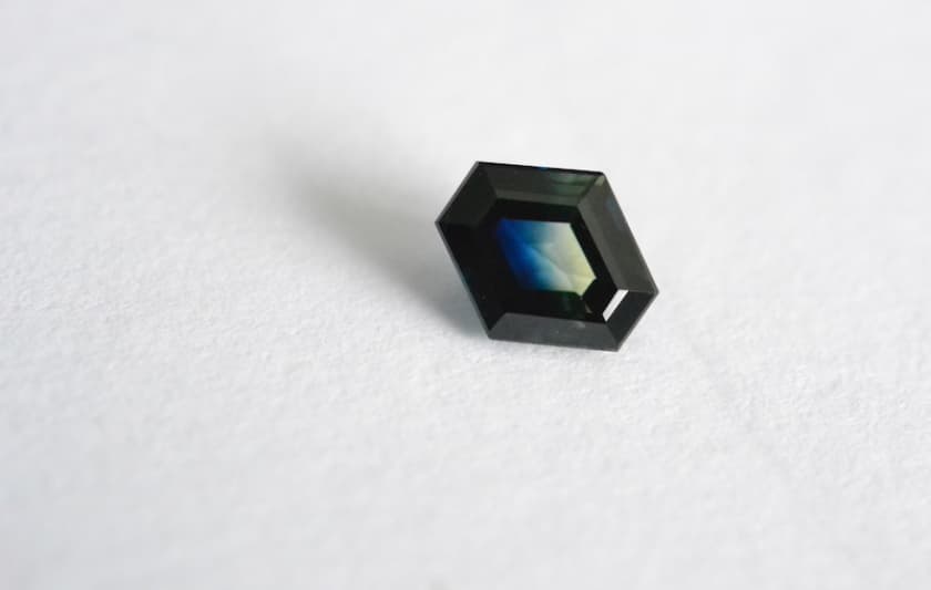 parti sapphire - dark tone, grayish saturation